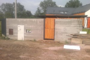 Elewacje drewniane - elewacja i bramy